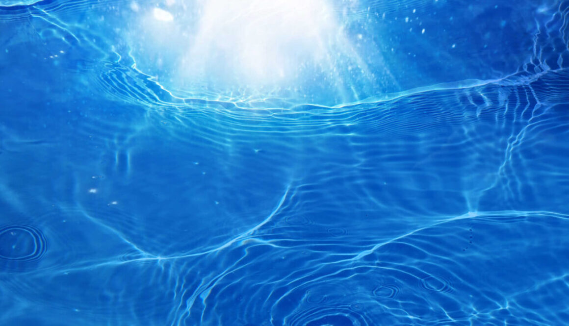 blue-water-with-word-aqua-it