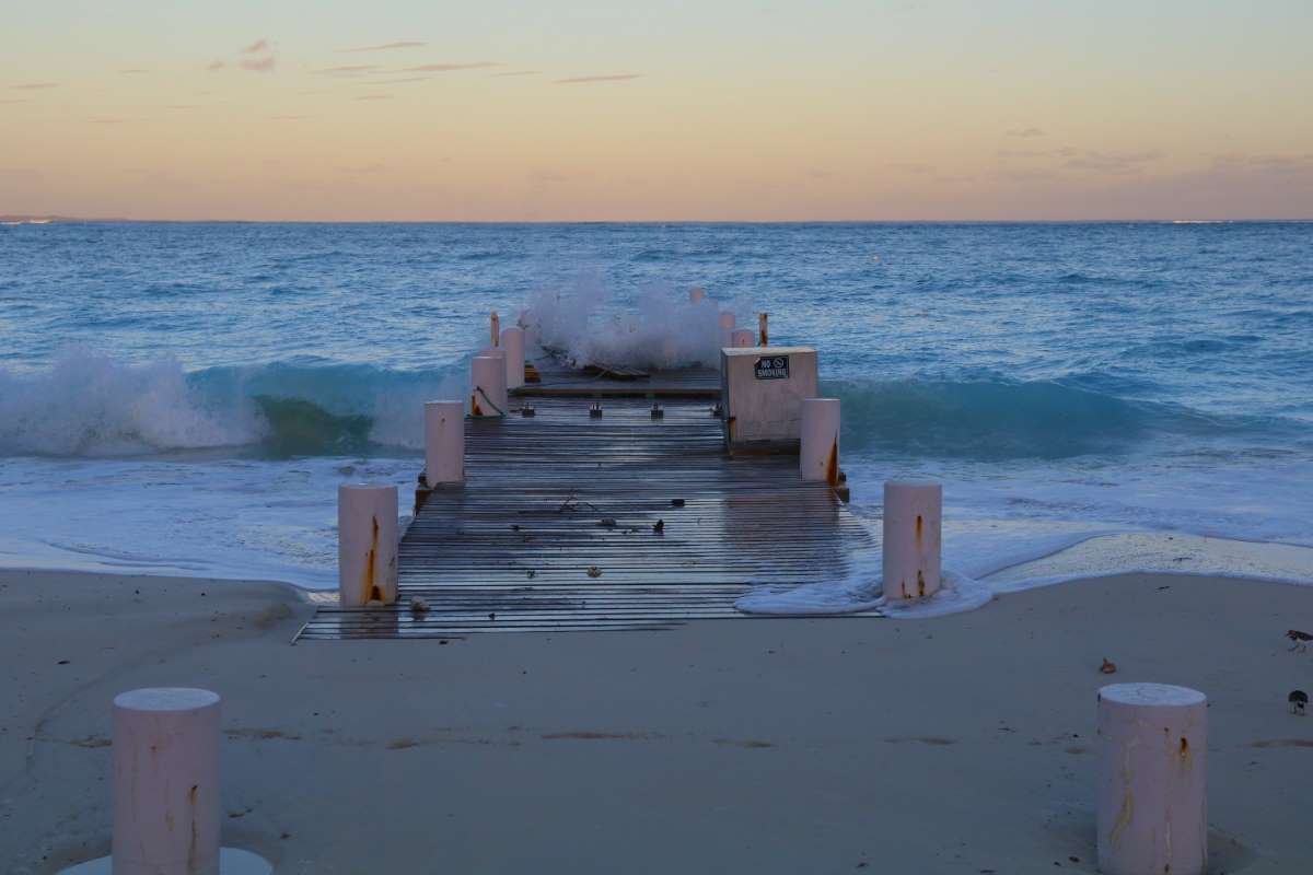 scenic-view-sea-against-sky-sunset_0x800