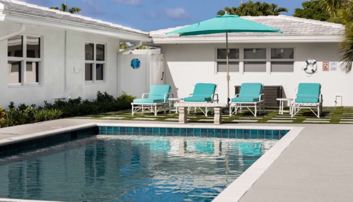 garden-with-natural-vegetation-with-lots-trees-pool-that-creates-armonic-atmosphere_0x800