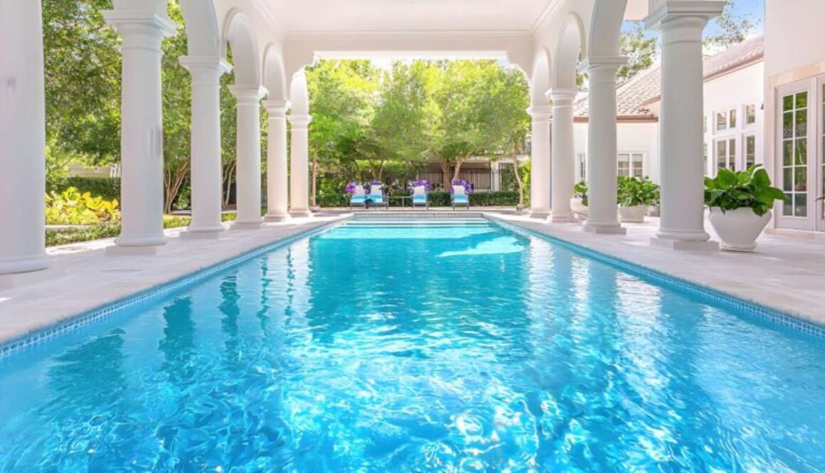 pool-with-white-archway-it_0x800