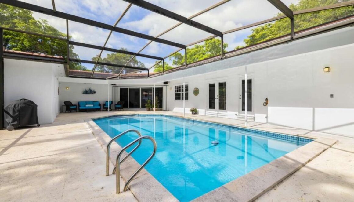 backyard-modern-house-with-swimming-pool-artificial-grass-stone-path-trees-chairs_0x800