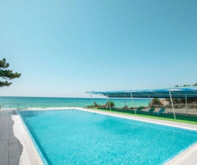 swimming-pool-tourist-area-with-seating-area(1)_0x800
